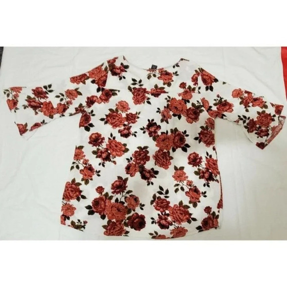 Torrid Challis White Floral Print Cross Front - Picture 4 of 5